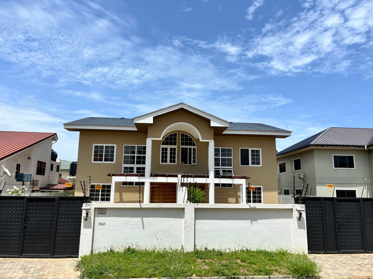 3 Bedroom Semi - Detached House for Sale at Spintex Community 18