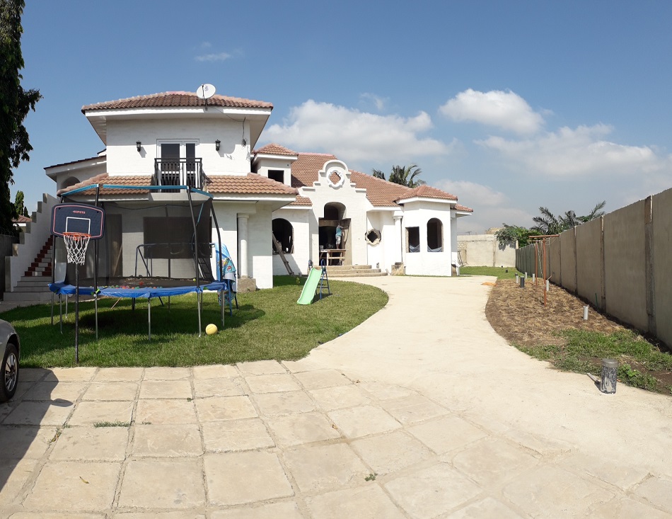 A 4 Bedroom Unfurnished House at East Airport